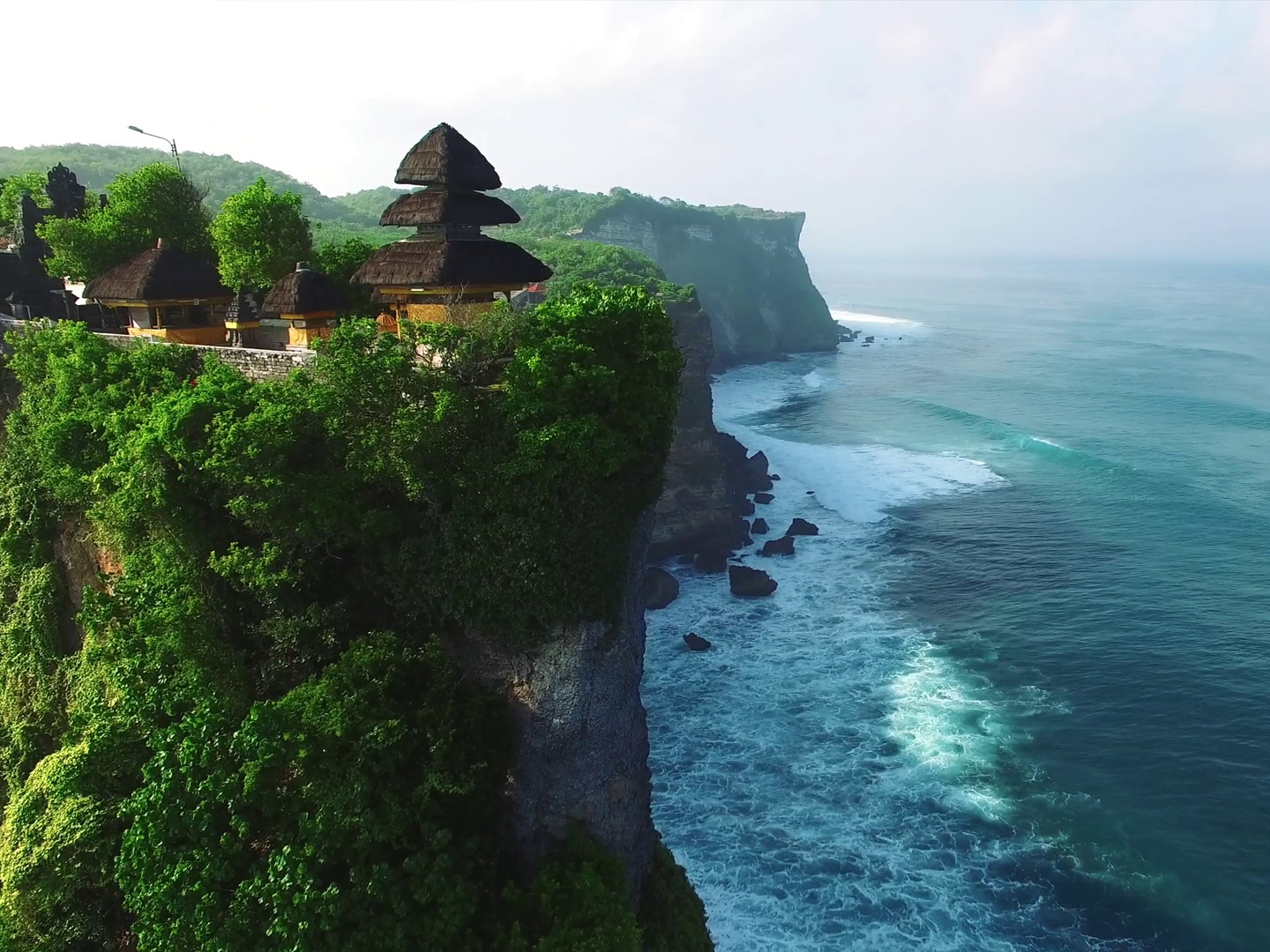 Храм tanah lot Бали