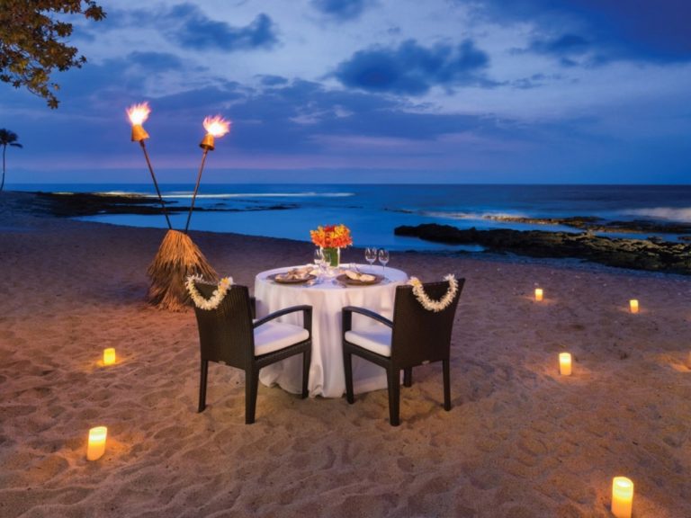 Romantic Candle Light Dinner in Jimbaran Bay Bali  Wandernesia