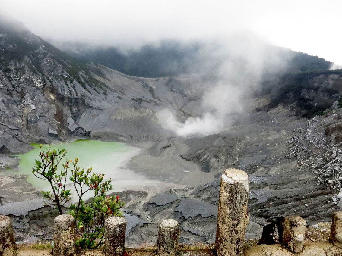 Tangkuban Perahu Volcano Tour From Bandung Wandernesia