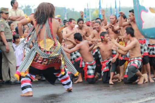 uluwatu kecak dance